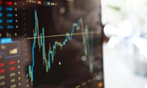 Indian Stocks Edge Higher Amid US Trade Deal Uncertainty