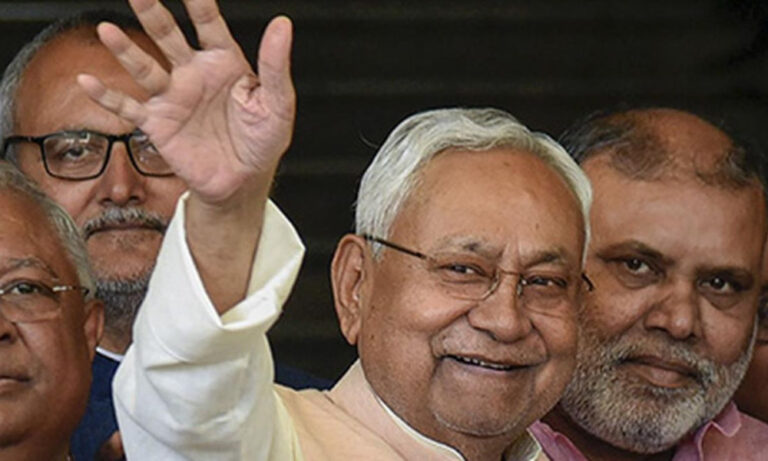 Bihar Transfers Rs 802 Crore to 16.4 Lakh Workers